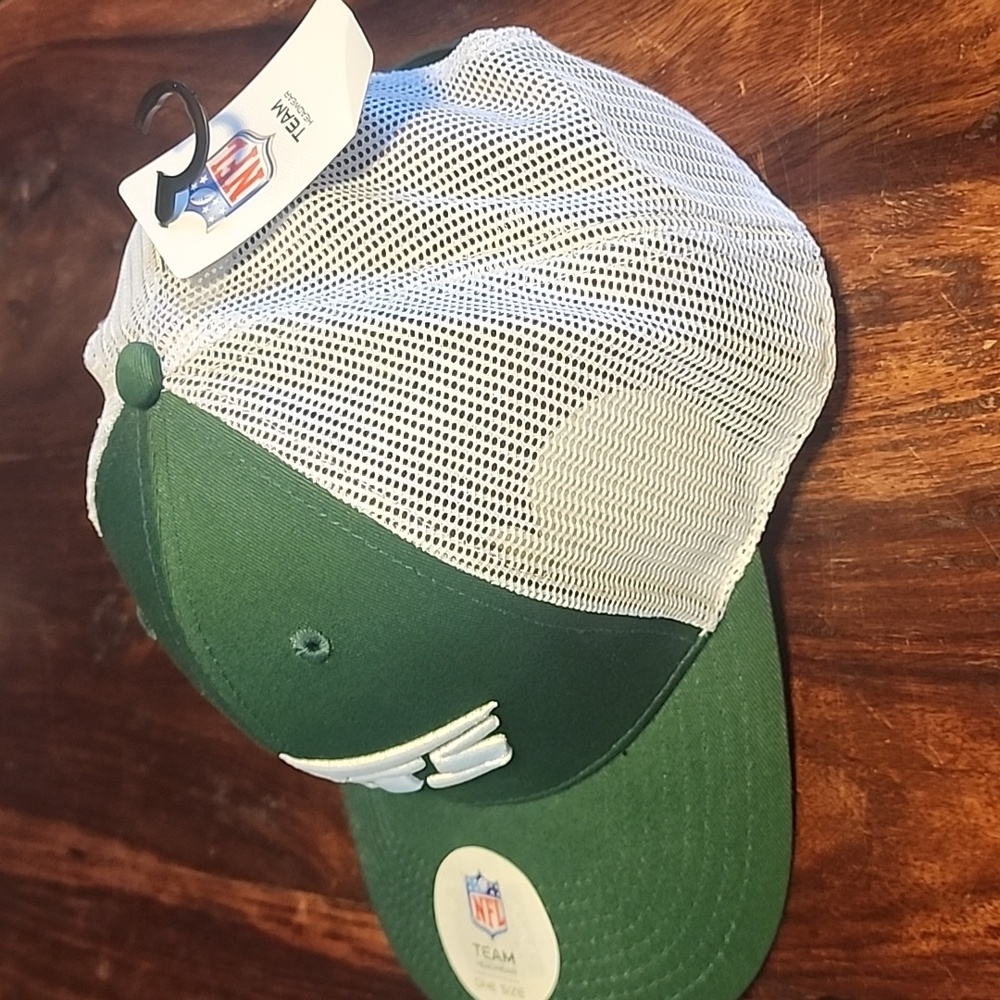 NFL NY Jets Green and White Snapback Cap. One Size - Picture 4 of 5